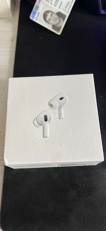 Airpods pro 2 Orginal (Neu und originalverpackt) in Seltisberg für CHF ...