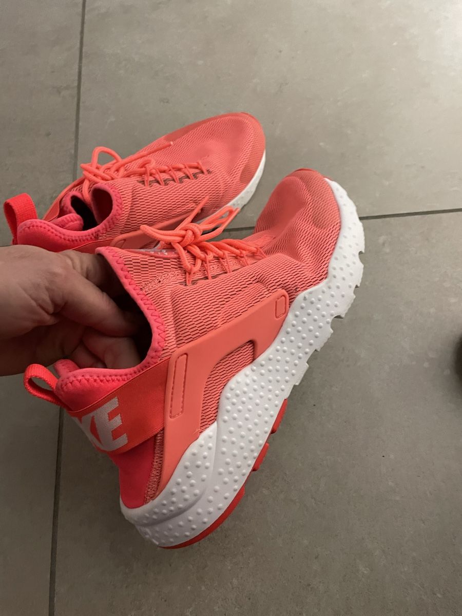 Nike Scarpe da uomo: Nike Sneakers – Usato da Zunzgen venduto da mel_y6w2 1