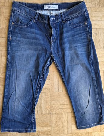 Pantalon 3/4/short/bermuda Jeans taille 40