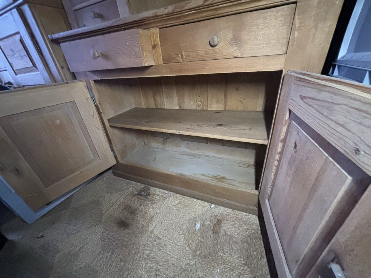 Armadi: Antiker Buffet-Schrank, Landhausstil – Usato da Frauenfeld venduto da Fubech 4