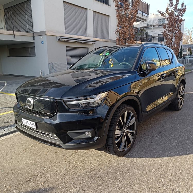 Volvo XC40 Recharge P8 Twin Motor AWD R-design