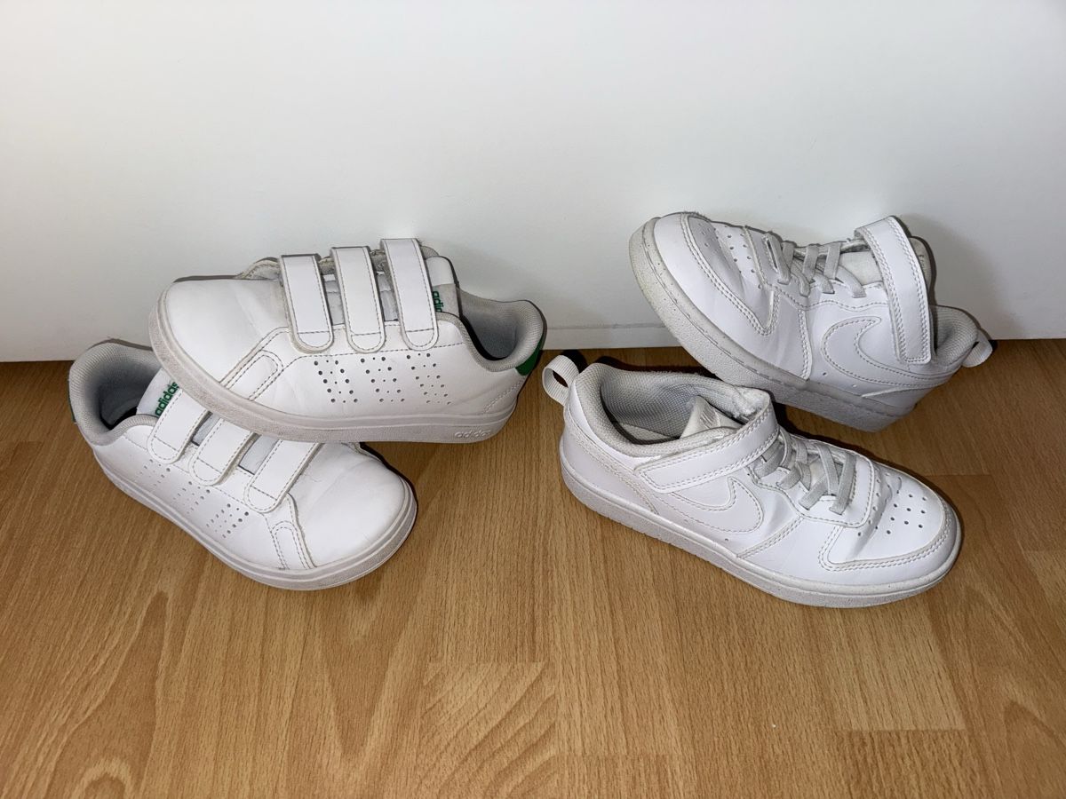 Scarpe per ragazzi: Adidas & Nike Kinder Sneaker Weiss, Gr.30, – Usato da arbon venduto da auri4