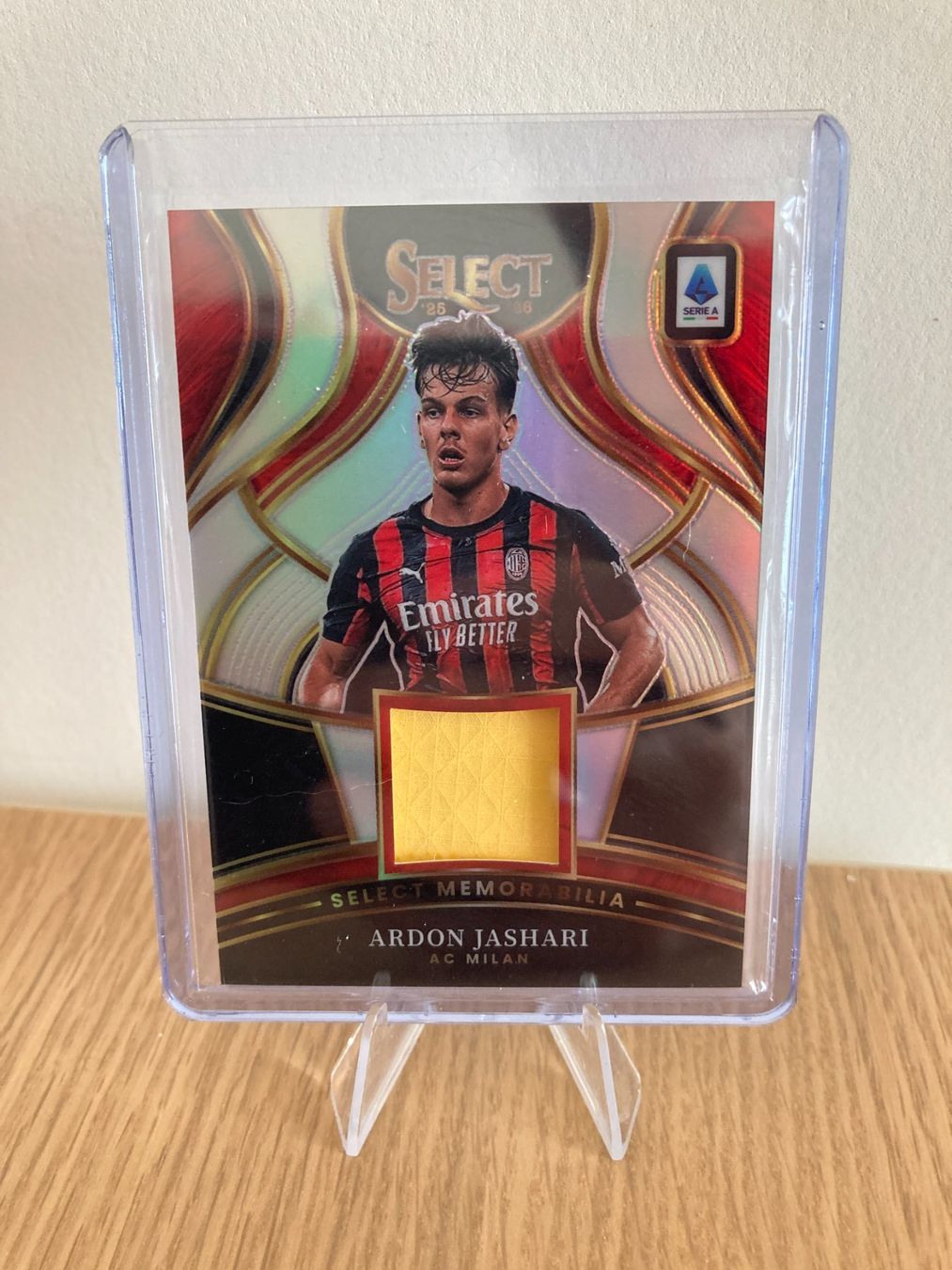 Panini Sammelbilder & Trading cards: Panini Select Serie A 2025-2026 - Ardon Jashari Patch – Neu (gemäss Beschreibung) aus La Tour-de-Peilz von Tyalos_Cards