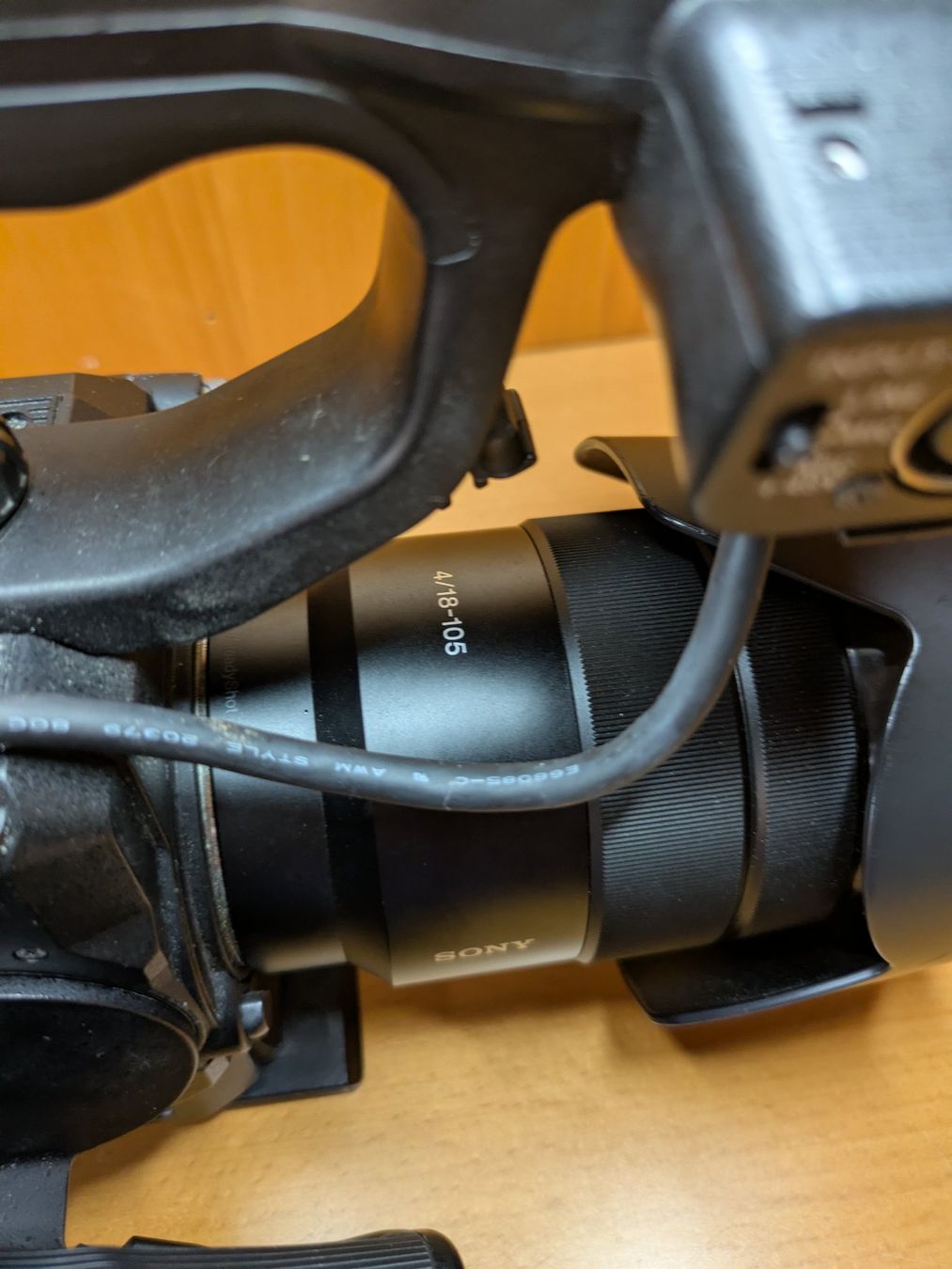 Sony Videocamere: Sony PXW-FS5 4K mit Objektiv – Usato da Neerach venduto da ciegolink 9