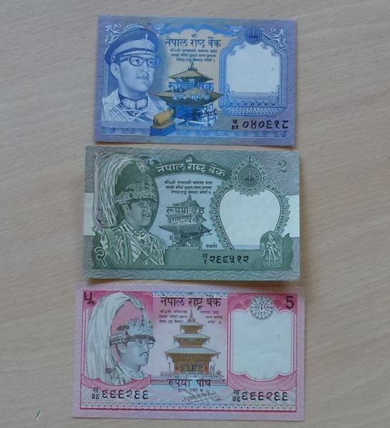 Banconote: Nepal ++ 7 alte Banknoten 1-100 Rupees – Usato da Walkringen venduto da Casablanca777 1