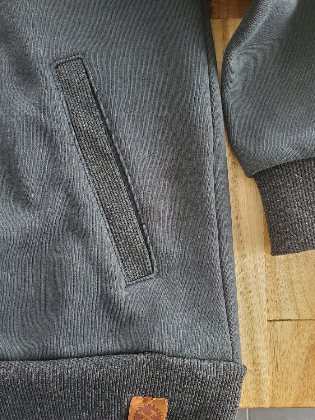 Maglioni & Felpe: Büetzer Buebe Hoodie Gr. M – Usato da Schwarzsee venduto da dergli01 4