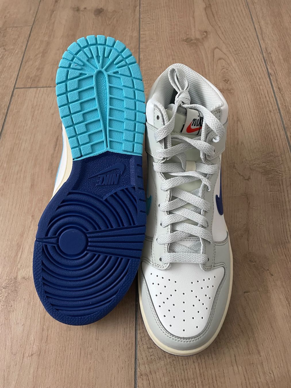 Nike Scarpe per ragazzi: Nike Dunk High (GS) Gr. 38.5 NEU – Nuovo e nell'imballaggio originale da Waltenschwil venduto da hansnine 3