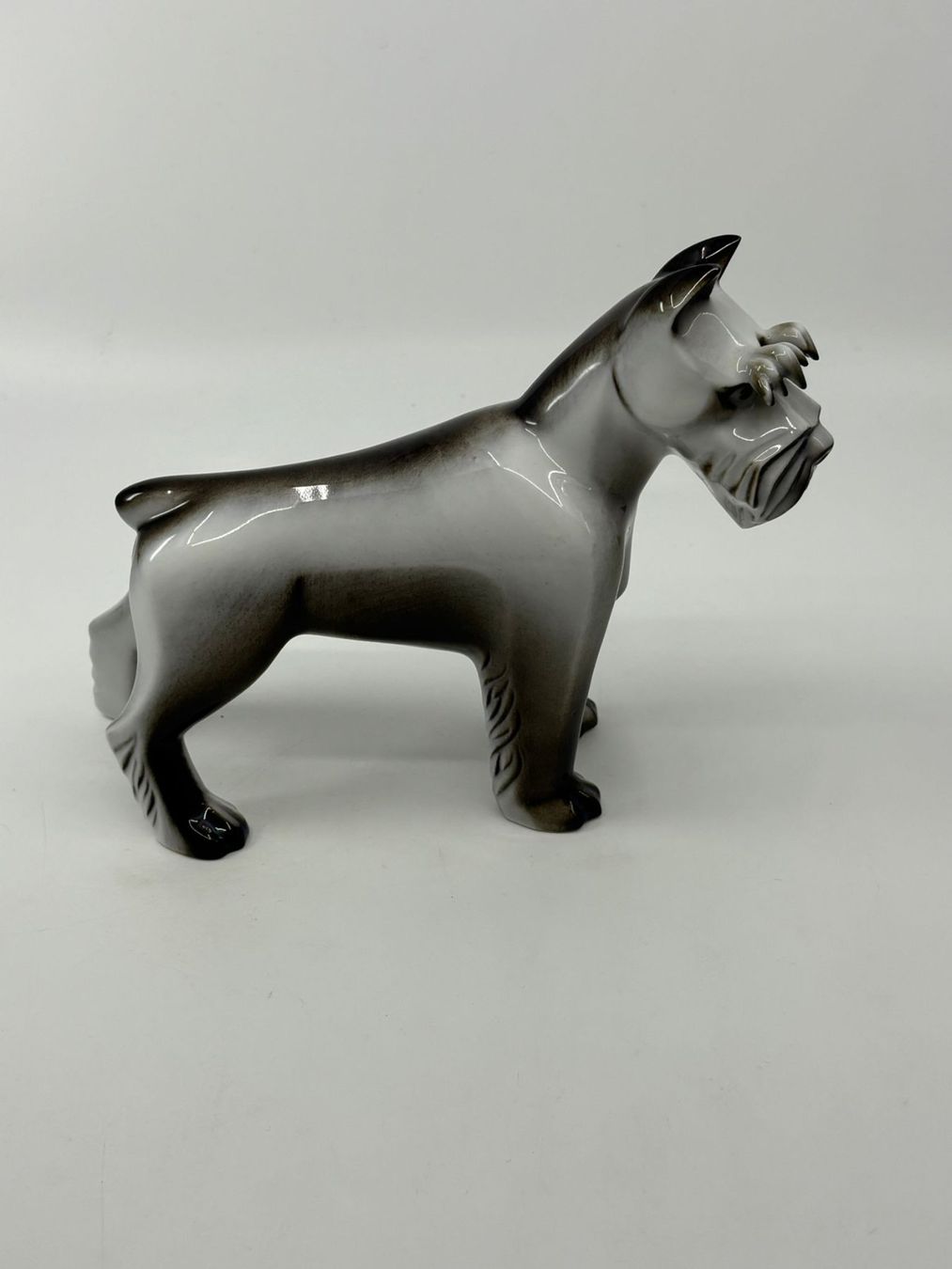 Statuette: Figur Schnauzer aus Keramik, Grau-Schwarz – Usato da Herisau venduto da Seyashop1