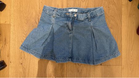 Mango denim mini skirt, size M, perfect for summer!