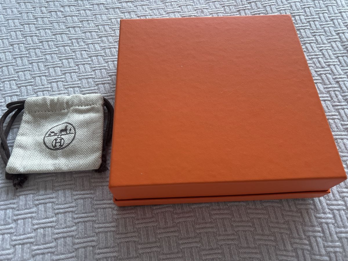 Hermès Borse: Hermès Schachtel mit Schmuck Beutel – Usato da Bolligen venduto da Solina12 3
