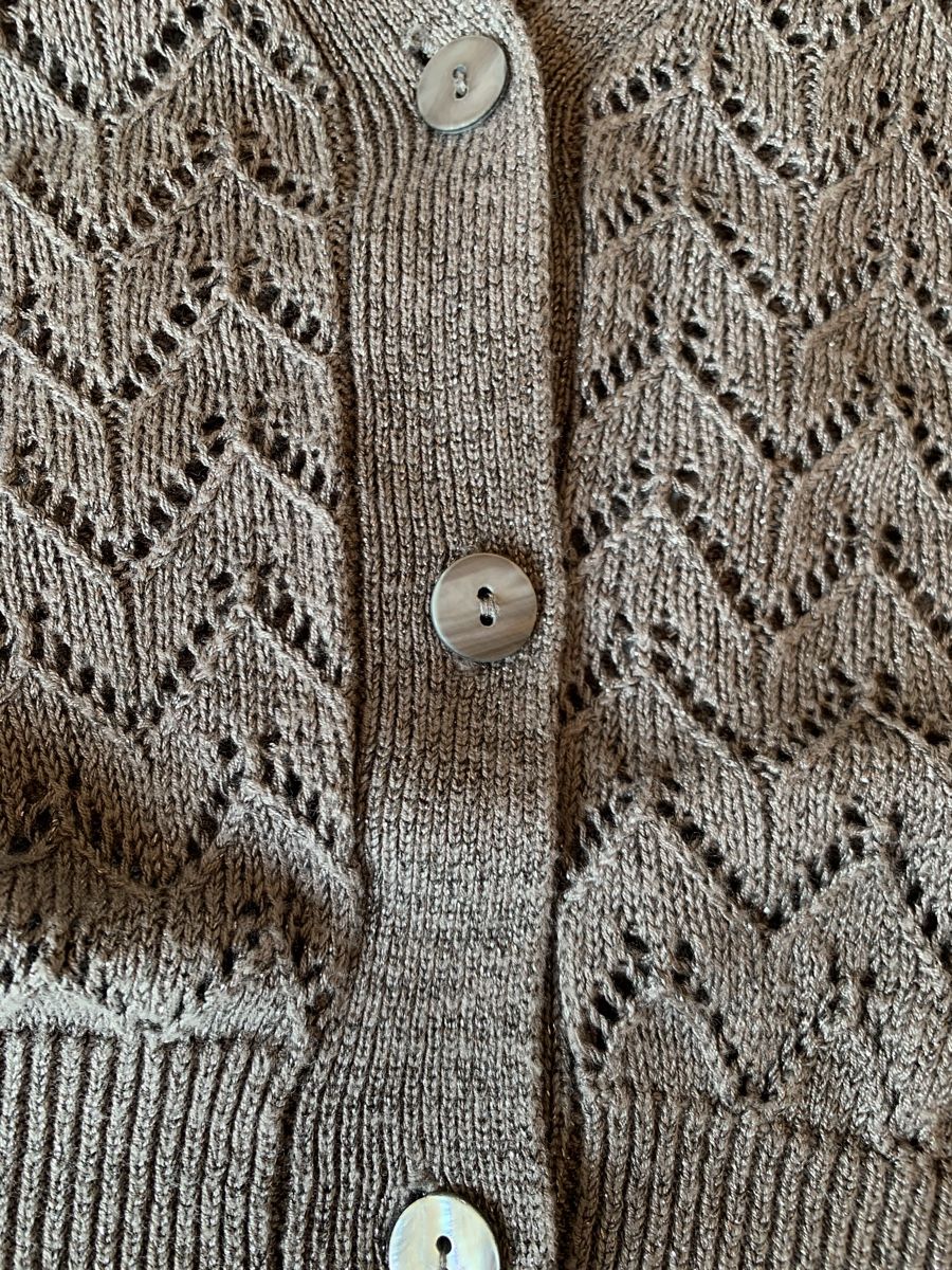 Mango Tops: Kurzarm-Strickjacke mit Lochmuster – Gebraucht aus Frauenfeld von RoseMaylie 2