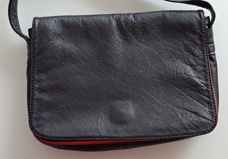 Umhängetasche / Handtasche BREE, Leder, Handgearbeitet / NW