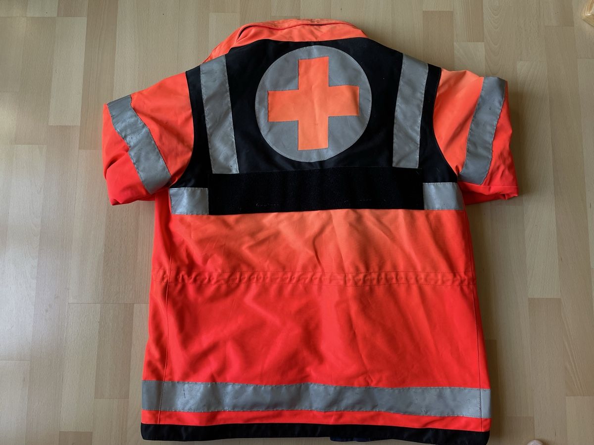Jacken: Sicherheits/Rettungsjacke  – Gebraucht aus Wila von Lokelo 1