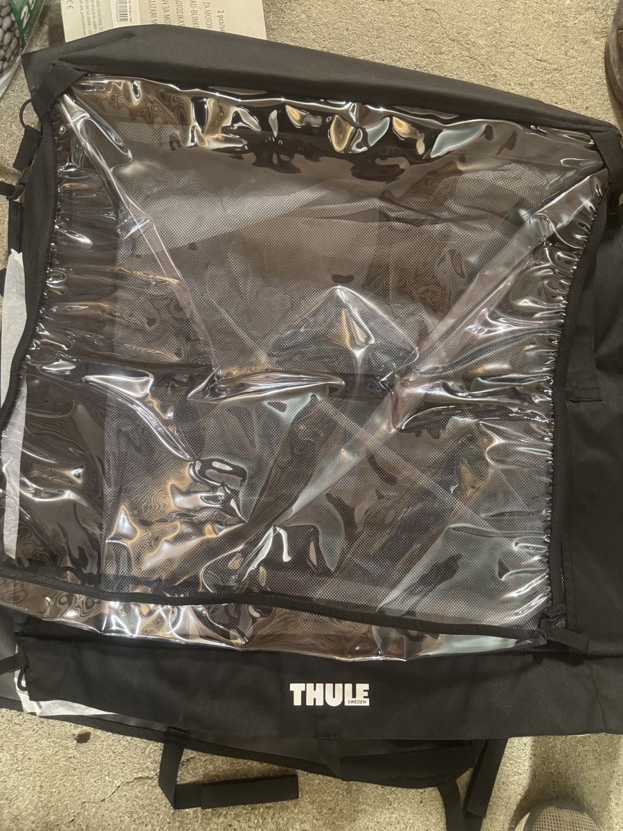 Dachträger: Thule Courier Dog Carrier Front Mesh Wind and Rain Cover – Neu und originalverpackt aus Schmerikon von DiyanBaturov 1