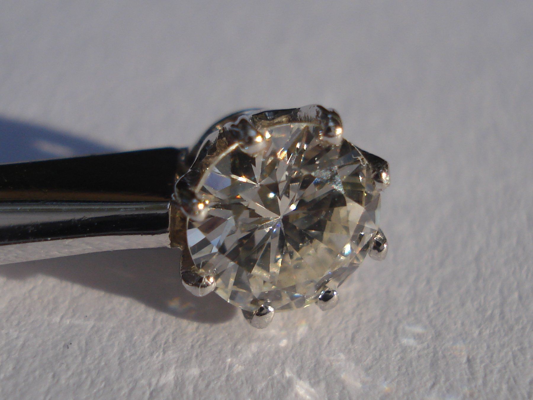 Ciondoli: Brillant 0,50 Carat Wg. – Usato da Basel venduto da art.basel