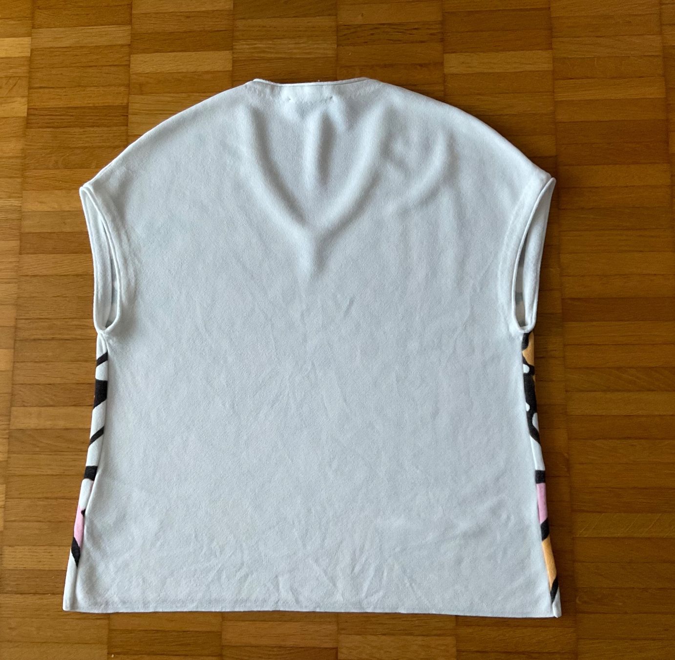 Marc Cain T-shirts: Marc Cain  Shirt Gr.1 - S – D'occasion à Weiningen ZH par moon-55 2