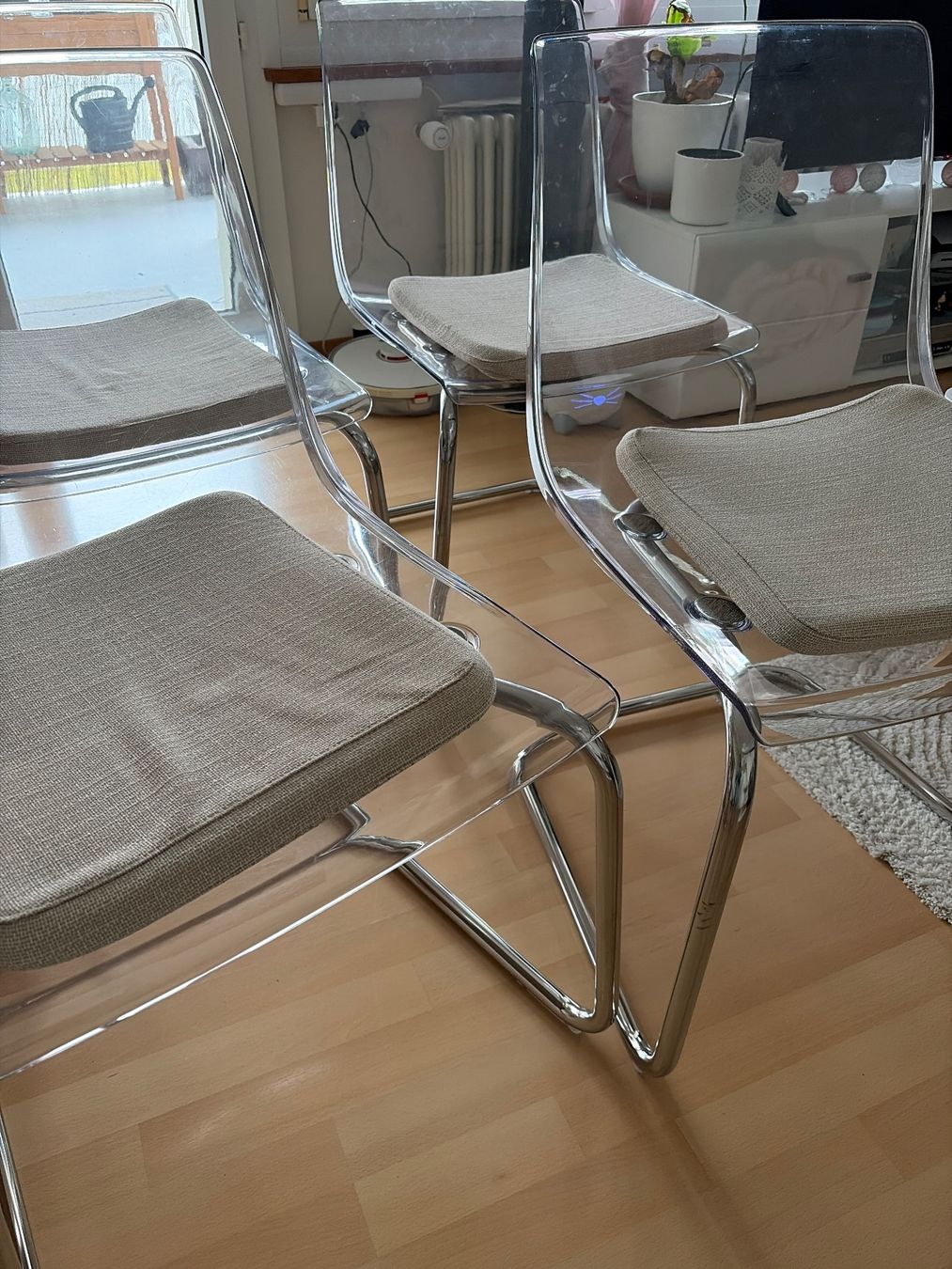 Ikea Stühle: Esszimmerstühle inkl. Kissen – Neu (gemäss Beschreibung) aus Lyss von DeaDiLuna 1