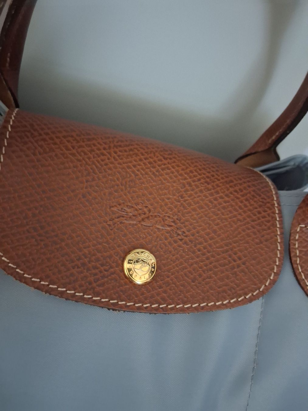 Longchamp Taschen für Damen: LONGCHAMP Tasche,Shoper neuwertig – Gebraucht aus Wetzikon ZH von med_2y76 1