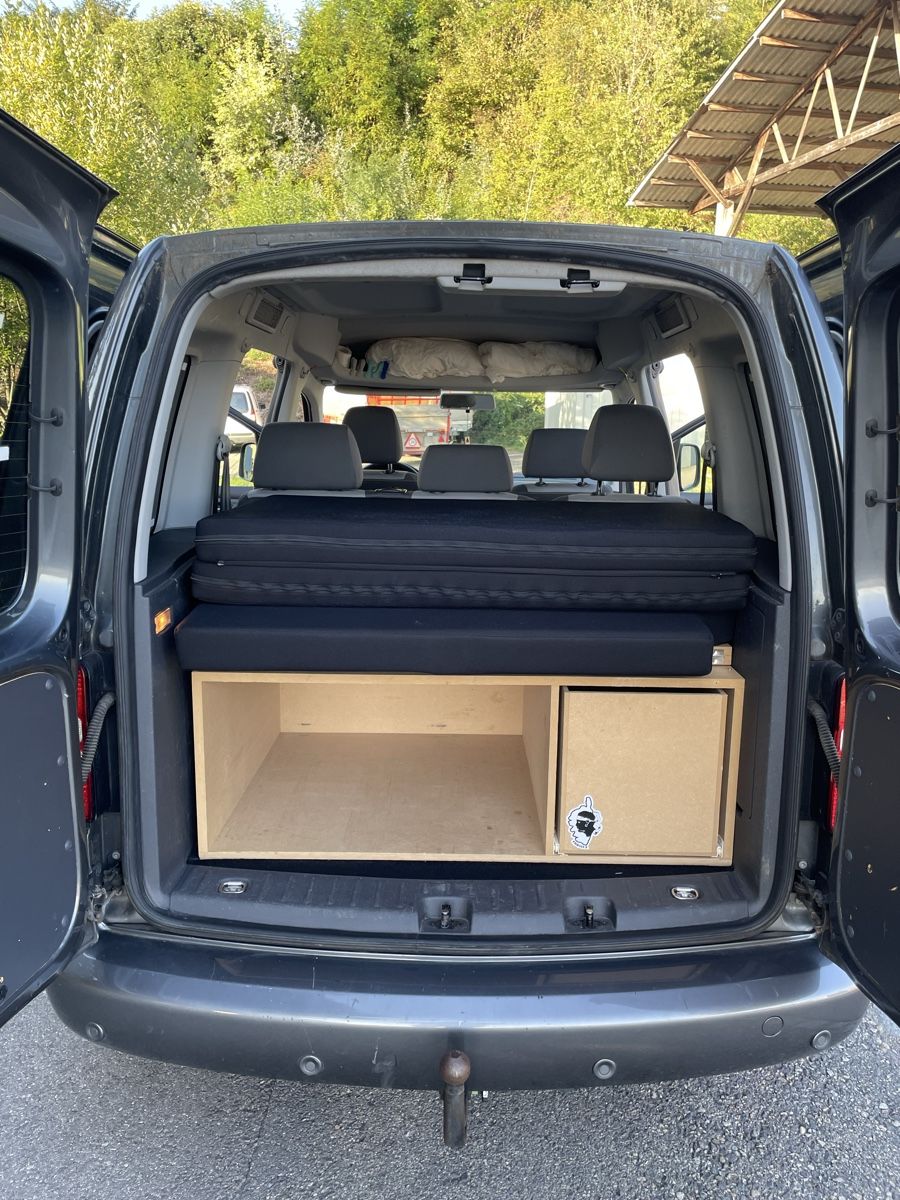VW Veicoli commerciali: VW Caddy – Usato da Ins venduto da box_67ww 6