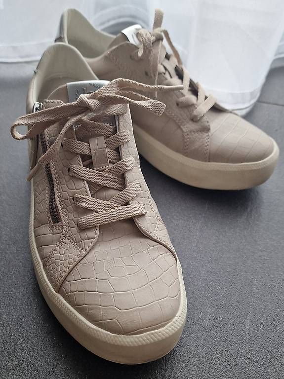 Bugatti Scarpe da donna: Sneaker, Damensneaker, Bugatti, Gr. 39 – Usato da Wängi venduto da bm8677 1