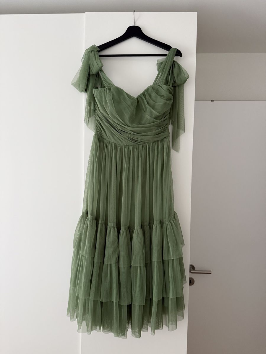 Kleider: Kleid – Neu und originalverpackt aus Wilen b. Wollerau von N_C