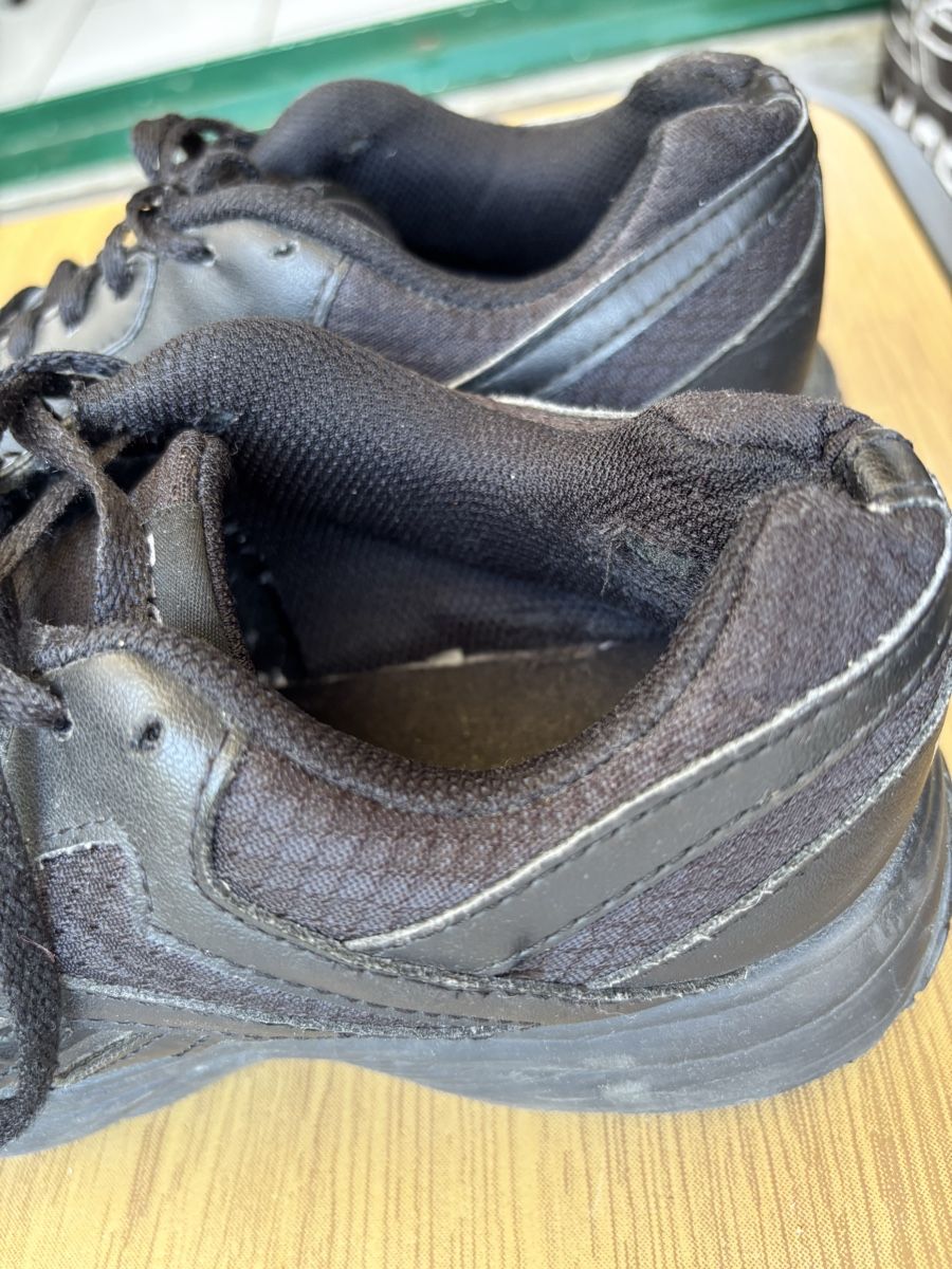 Reebok Scarpe da donna: Reebok Work Shoes Black Size 38.5 Used – Usato da Le Grand-Saconnex venduto da mar_wby6 5