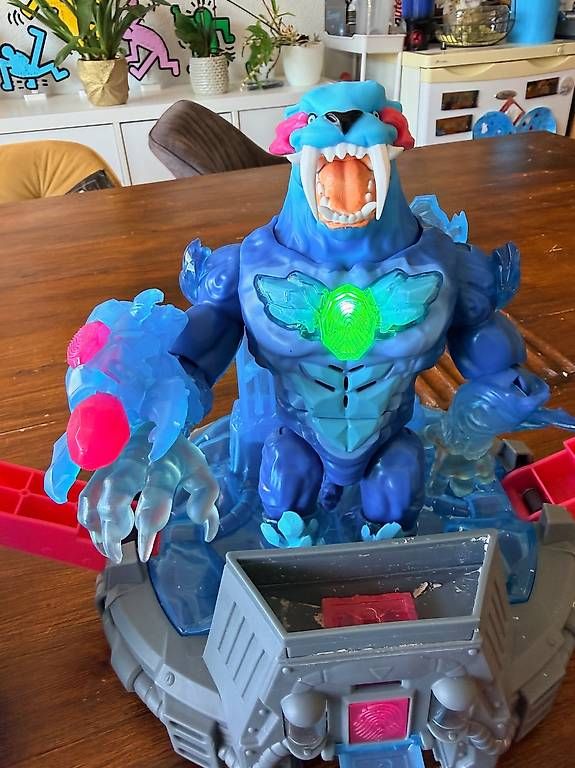 Spielzeuge: Moose MrBeast Lab Cryo Lab – Gebraucht aus Versoix von Van75 2