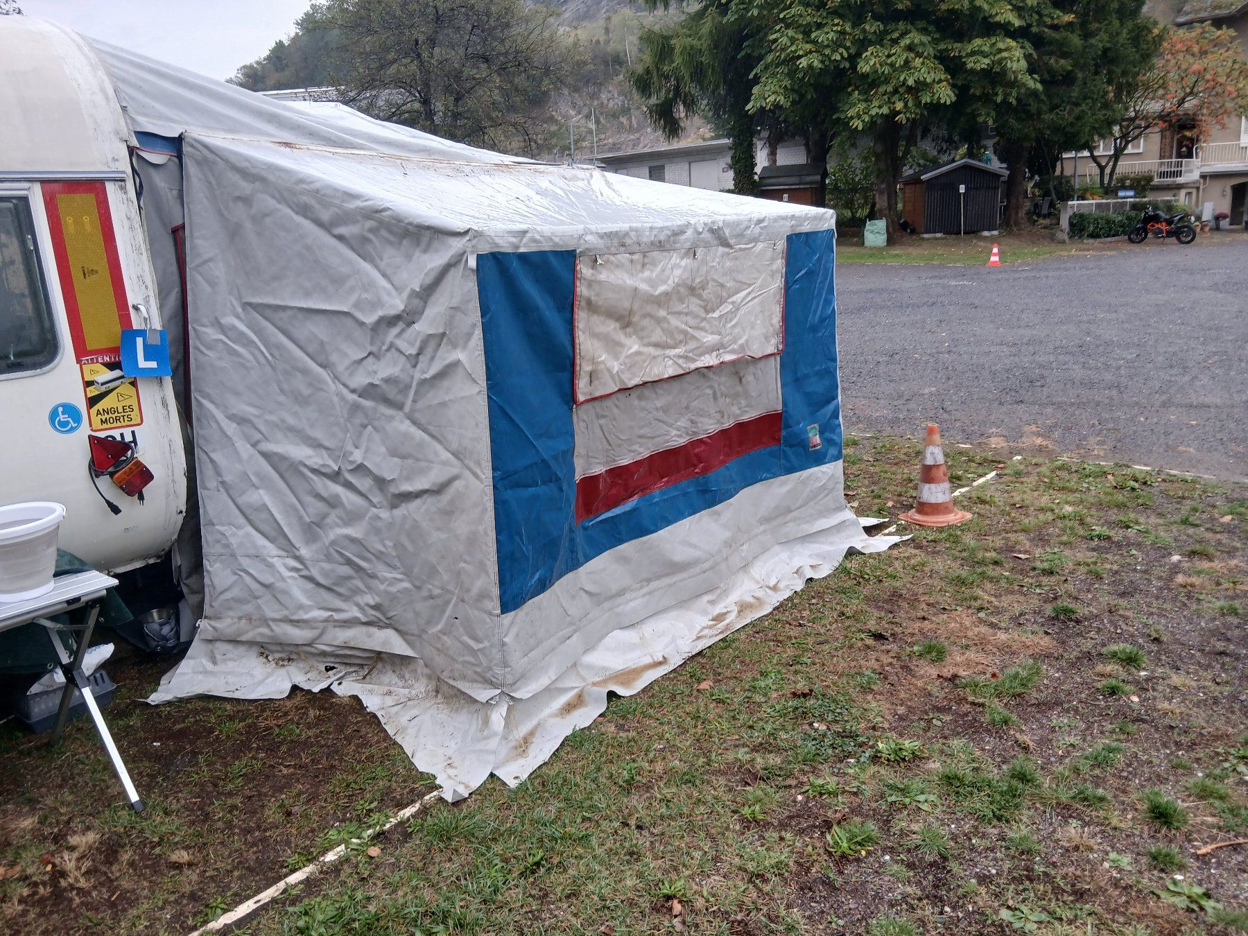 Vorzelte & Markisen: ERCKER z. vorzelt ca200x140cm – Gebraucht aus Pfäffikon SZ von Marcus_Aurilius 1