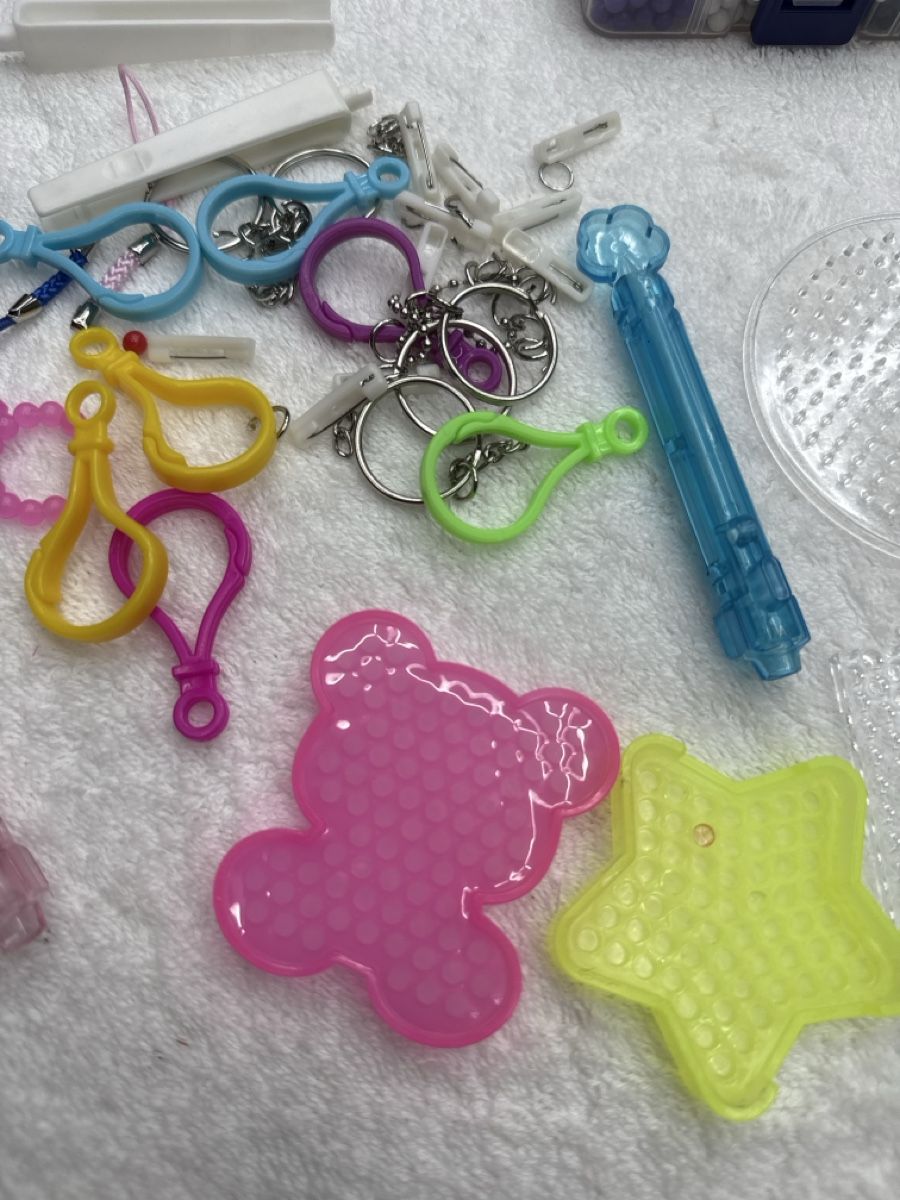 Kit bricolage: Kit perles à coller accessoires divers nouveau état – Nuovo (secondo la descrizione) da Chenens venduto da anasantos90 4
