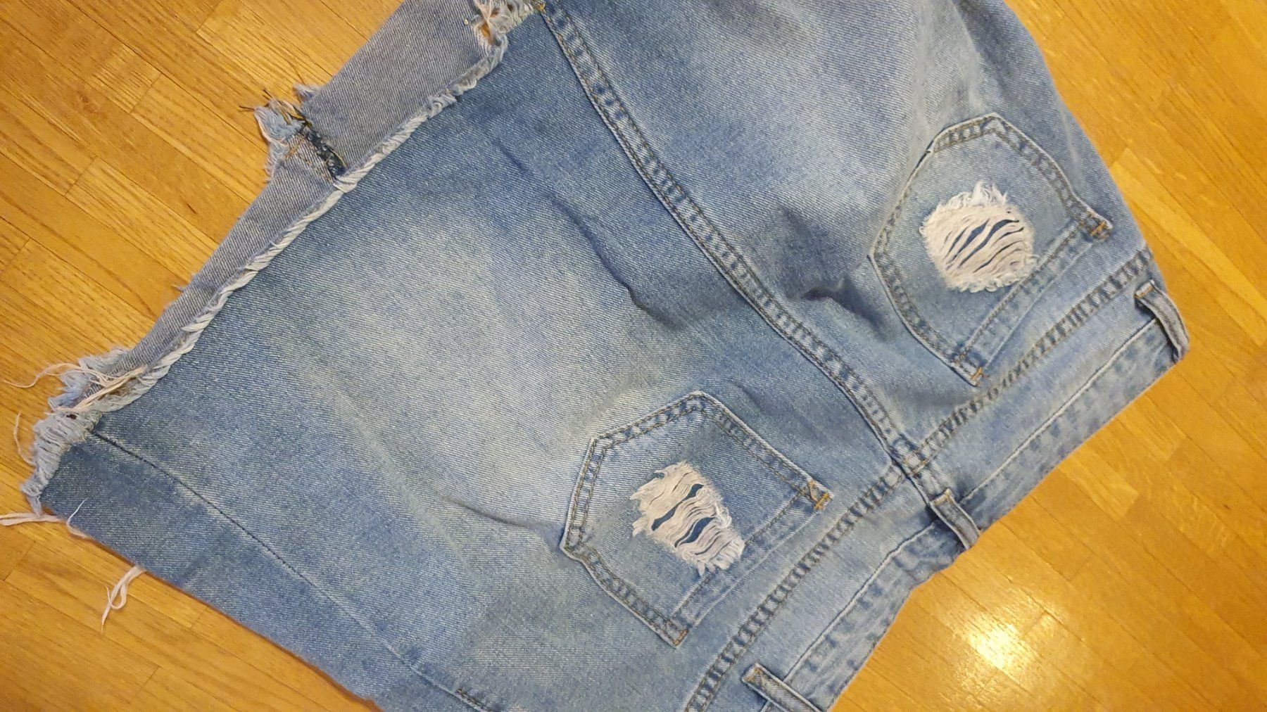Jupes: Jupe en jeans taille M – Neuf (Voir description) à Versoix par aline_b 4
