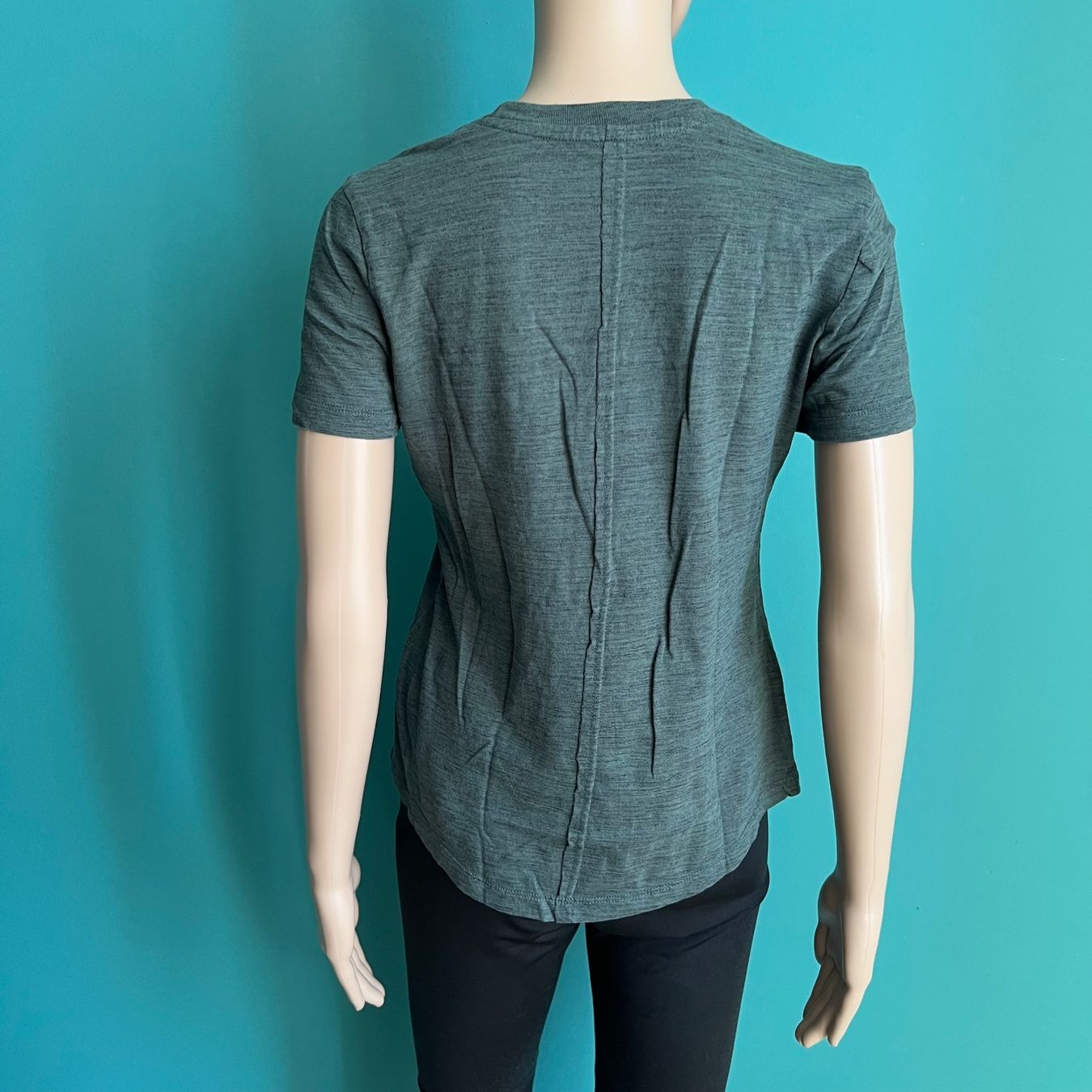 Reebok T-shirt: REEBOK T-Shirt – Usato da Zürich venduto da ClosetQueen 4