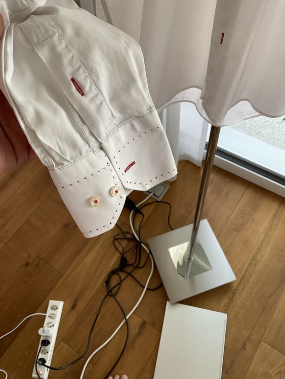 Chemises: Chemise blanche Lucas Delli, taille L 41/42- État impeccable – D'occasion à Cressier FR par M-I-M 1