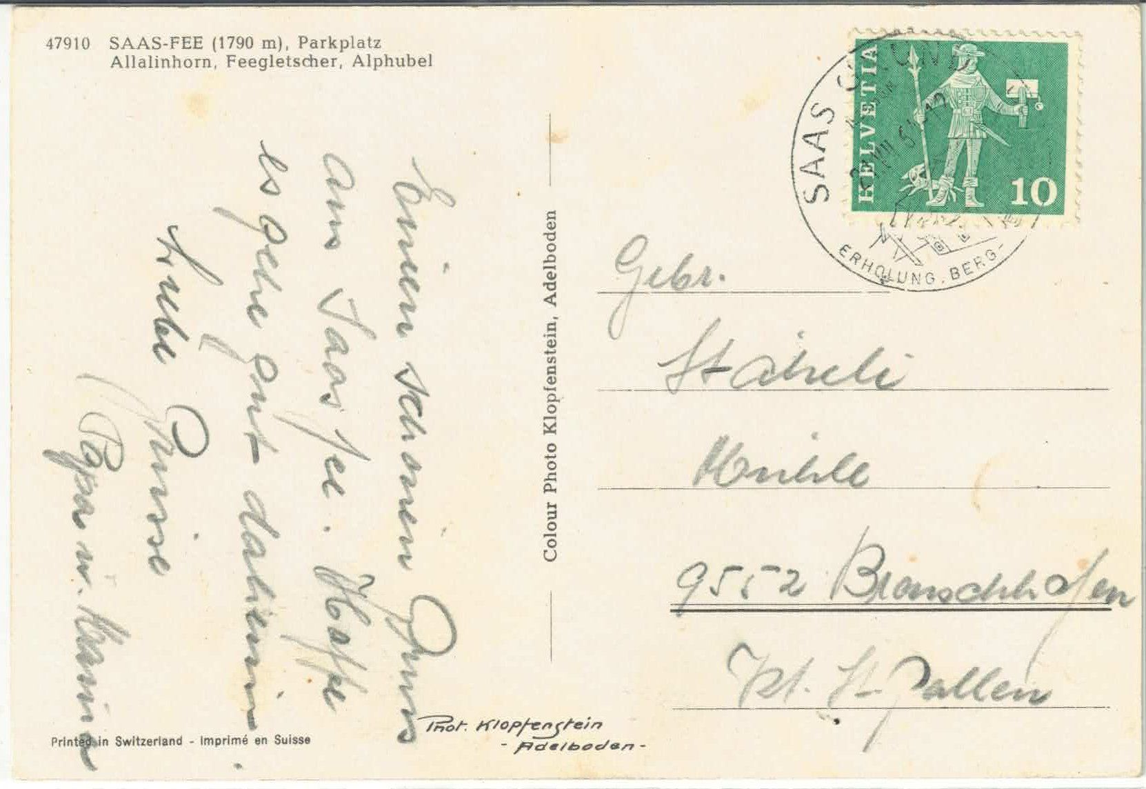 Cartes postales: Saas-Fee - Parkplatz mit Postautos – D'occasion à Ettingen par Kartenplanet 1