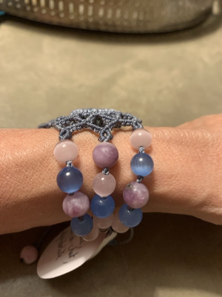 Bracciali & Braccialetti: Bracelet Amétrine/oeil-de-chat/Lépidolite fait main macramé – Nuovo e nell'imballaggio originale da Versoix venduto da val_t6jc 2