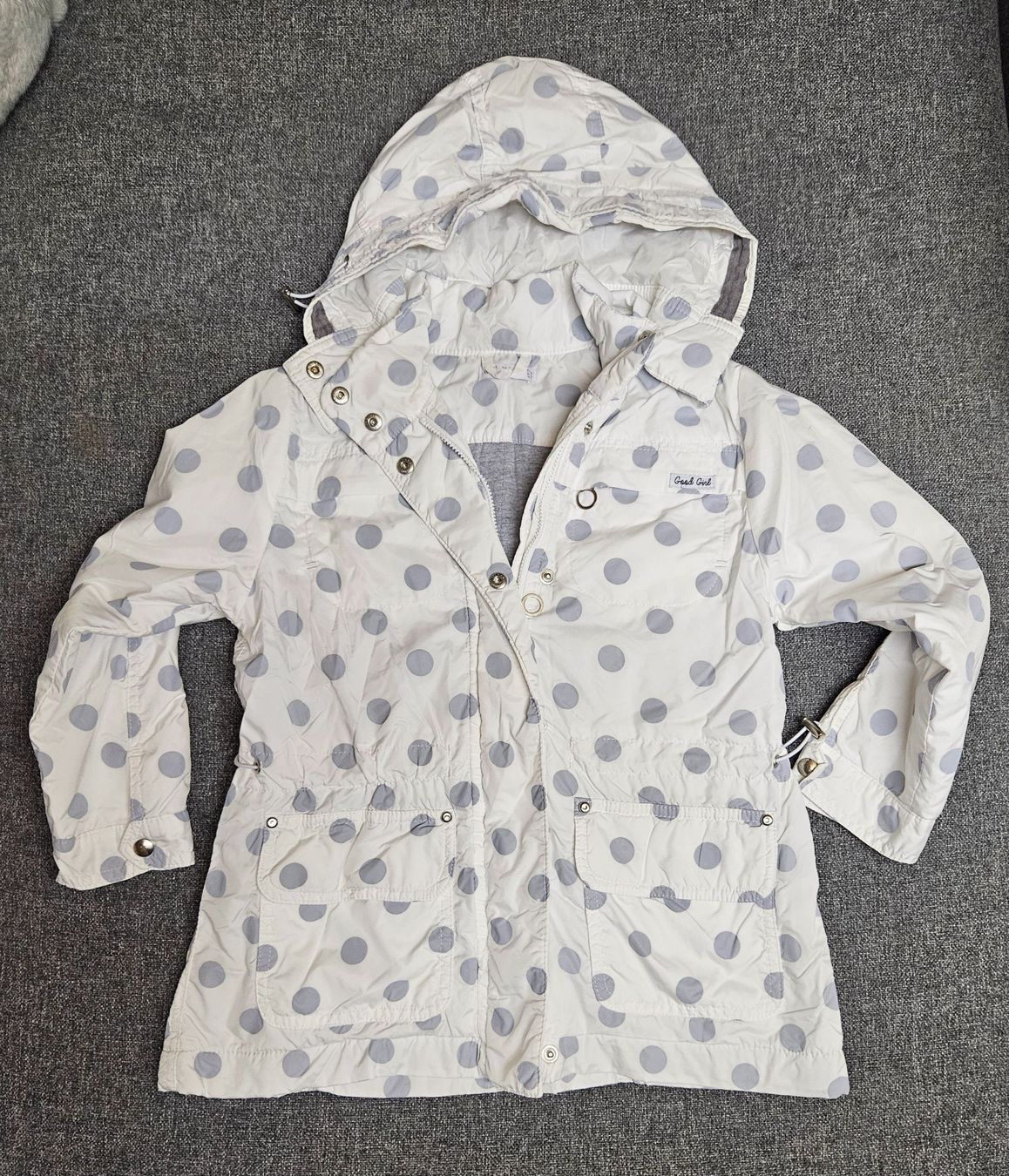 Vestes & Manteaux: Übergangs- Jacke Gr. 122 – D'occasion à Staffelbach par Frisco77