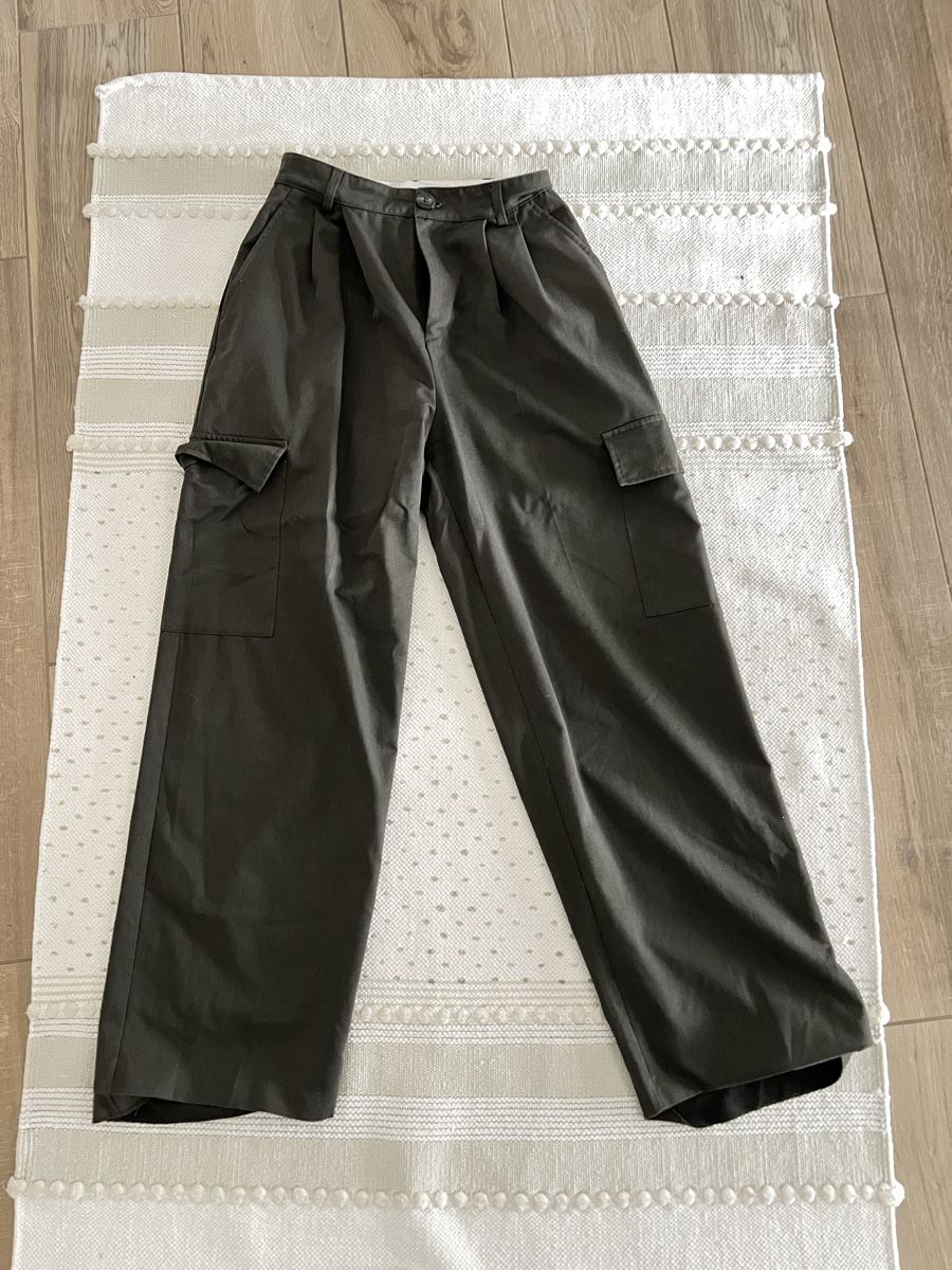 Bershka Pantaloni: Bershka Stoffhose – Nuovo (secondo la descrizione) da Wallisellen venduto da SKO96