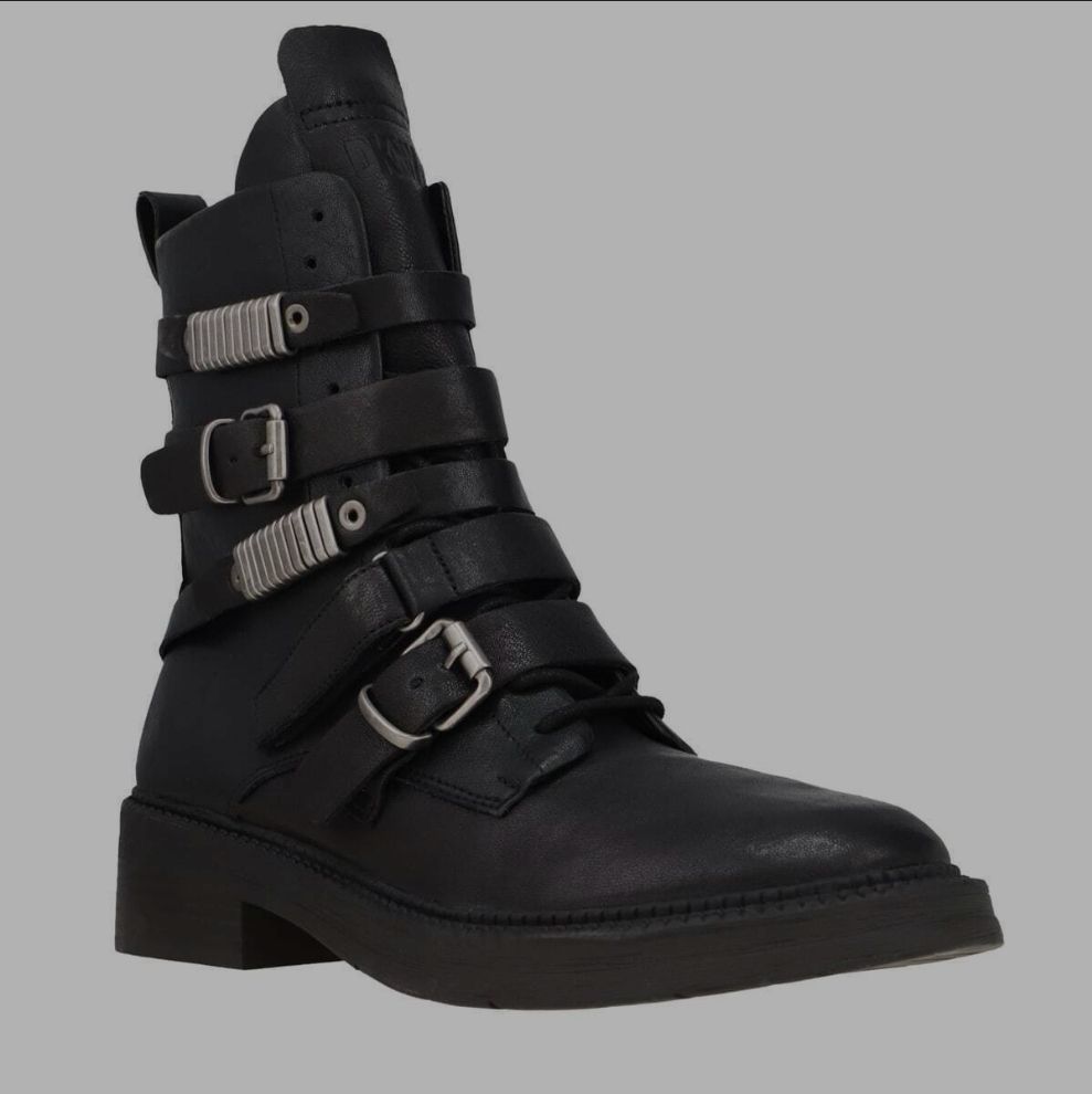 Damenschuhe: neue DNKY Leder Stefeletten Gothic / Punk Gr.41 – Neu (gemäss Beschreibung) aus Zürich von Daniela51 1
