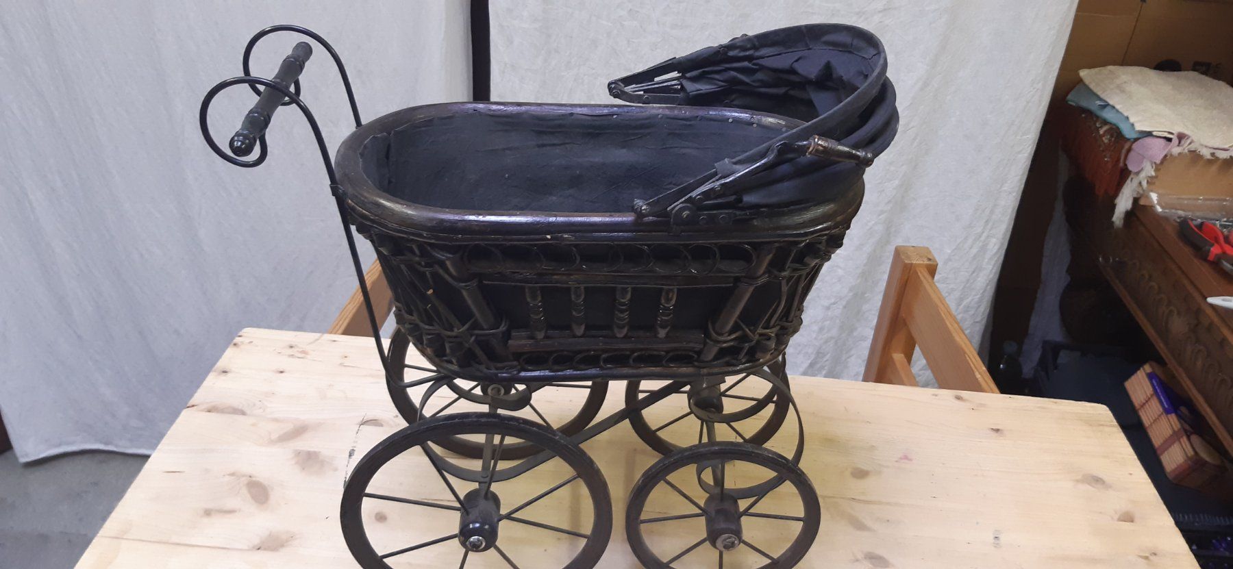 Carrozzine per bambole: Antik Puppenwagen – Usato da Füllinsdorf venduto da Salvi60 2