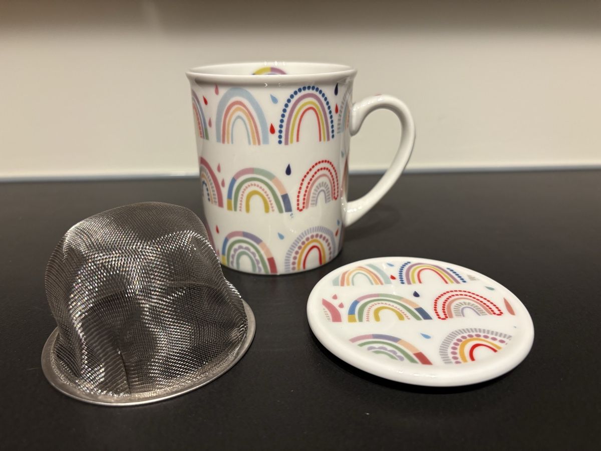 Tassen: Teetasse mit Sieb  – Neu (gemäss Beschreibung) aus Brugg AG von nuv_srm8 1