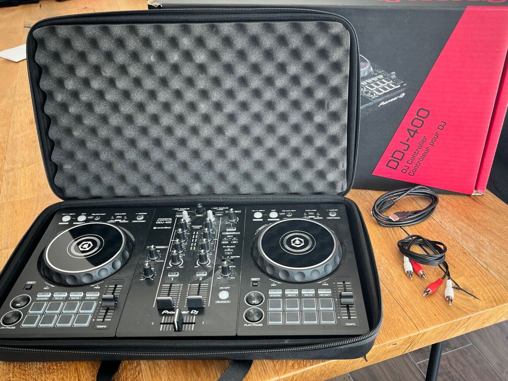 Pioneer Console di mixaggio: Pioneer DJ Controller DDJ-400 – Usato da Hünibach venduto da Chatzestrecker