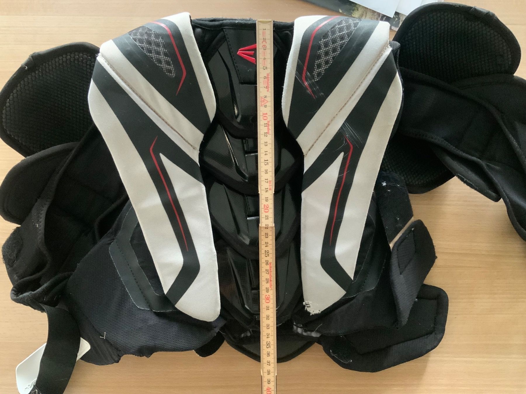 Easton Protezioni & Imbottiture: Easton brustpanzer – Usato da Steinhausen venduto da Run4it2 2
