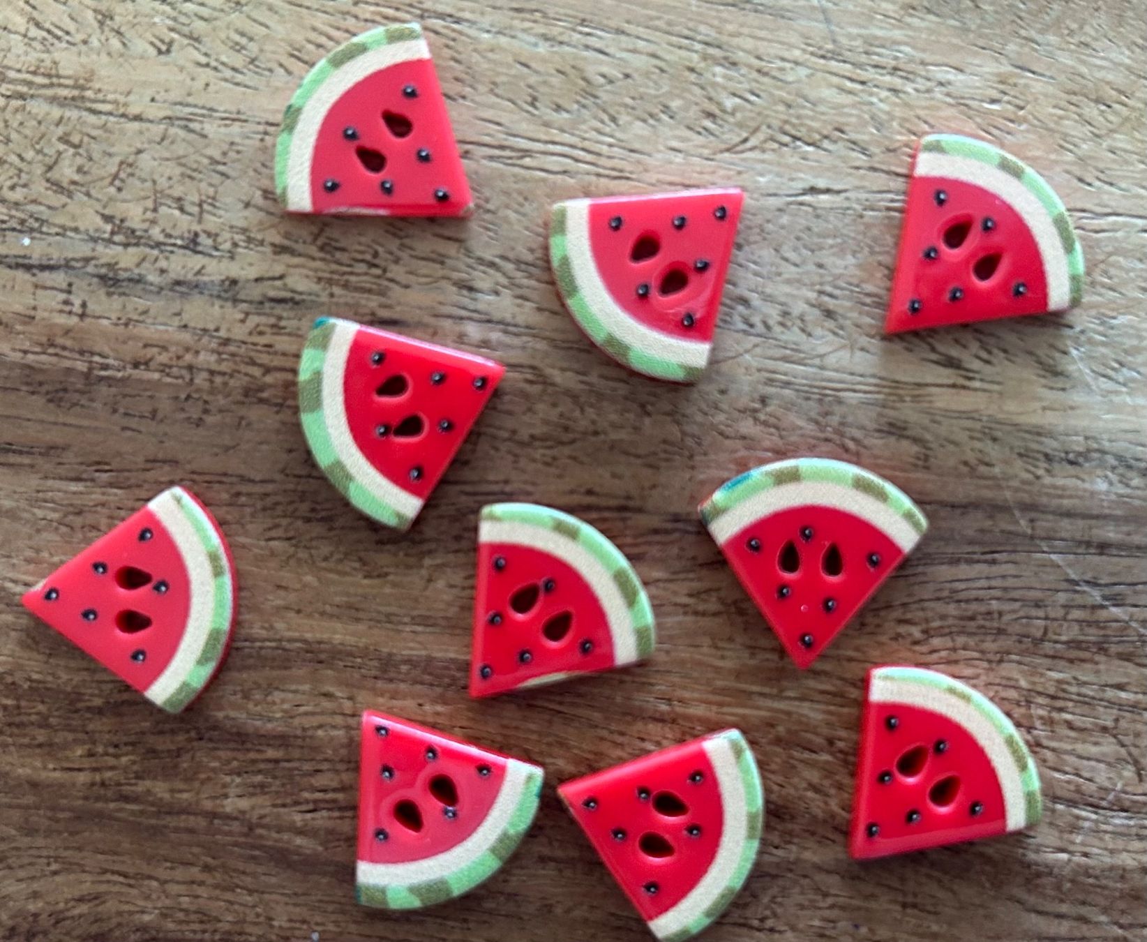 Bottoni: Knöpfe Wassermelone, 10 Stück, Neu – Nuovo e nell'imballaggio originale da Geneve venduto da vane267