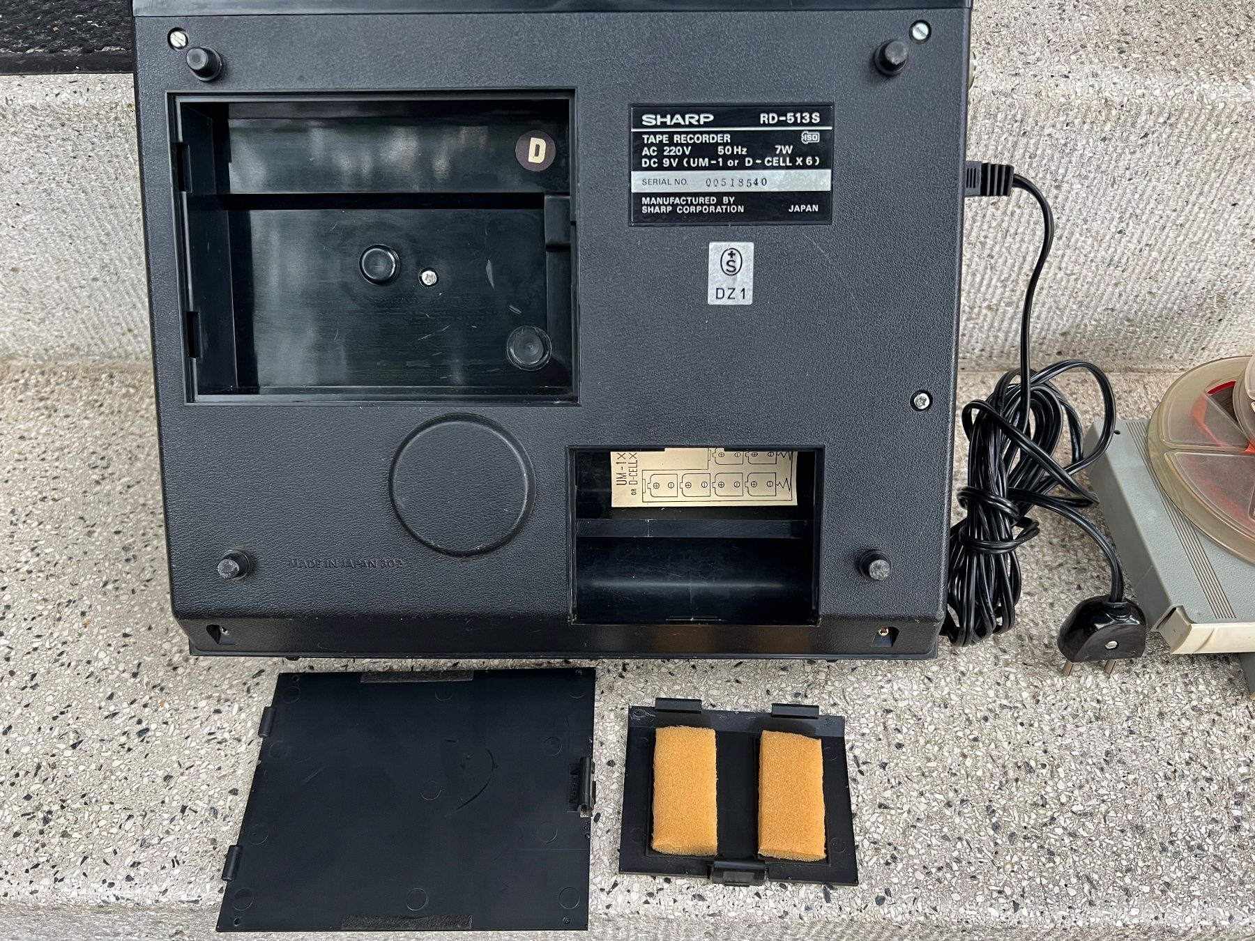 Sharp Registratori: Sharp  RD-513 S Tonbandgerät Solid State Recorder mit Spulen – Usato da Gebenstorf venduto da Secondtronik 3