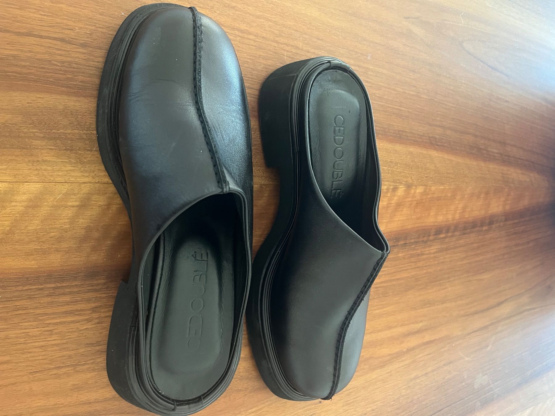 Scarpe da uomo: Schwarze Mules, Clogs Grösse 38, neuwertig – Nuovo (secondo la descrizione) da Zürich venduto da lale25 1