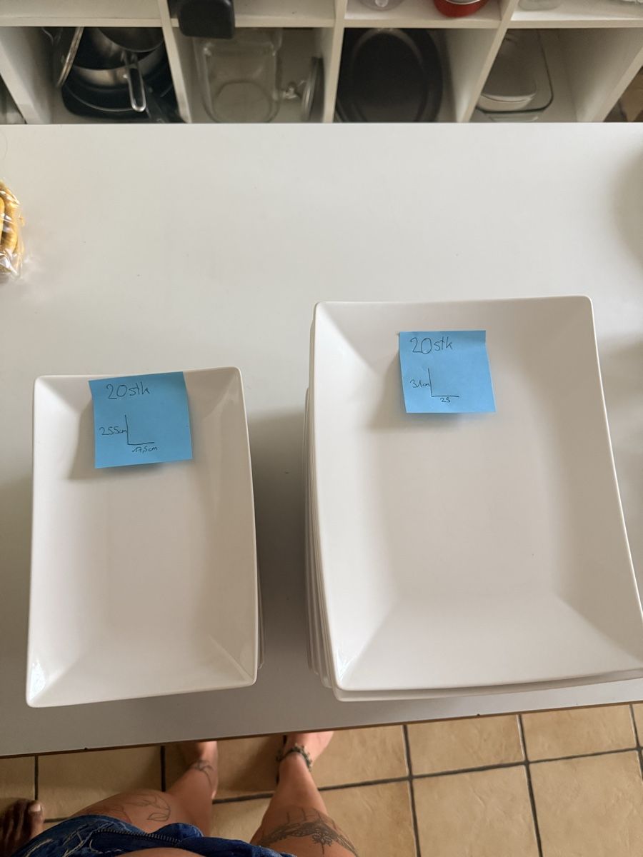 Ikea Services de table: IKEA Teller quadratisch 20 Stück neuwertig – D'occasion à Schafisheim par Flawiia