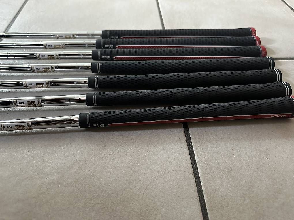 Clubs & Sets: Titleist CB 716 LH 4-PW Eisen – D'occasion à Immensee par anythingskytalk 4