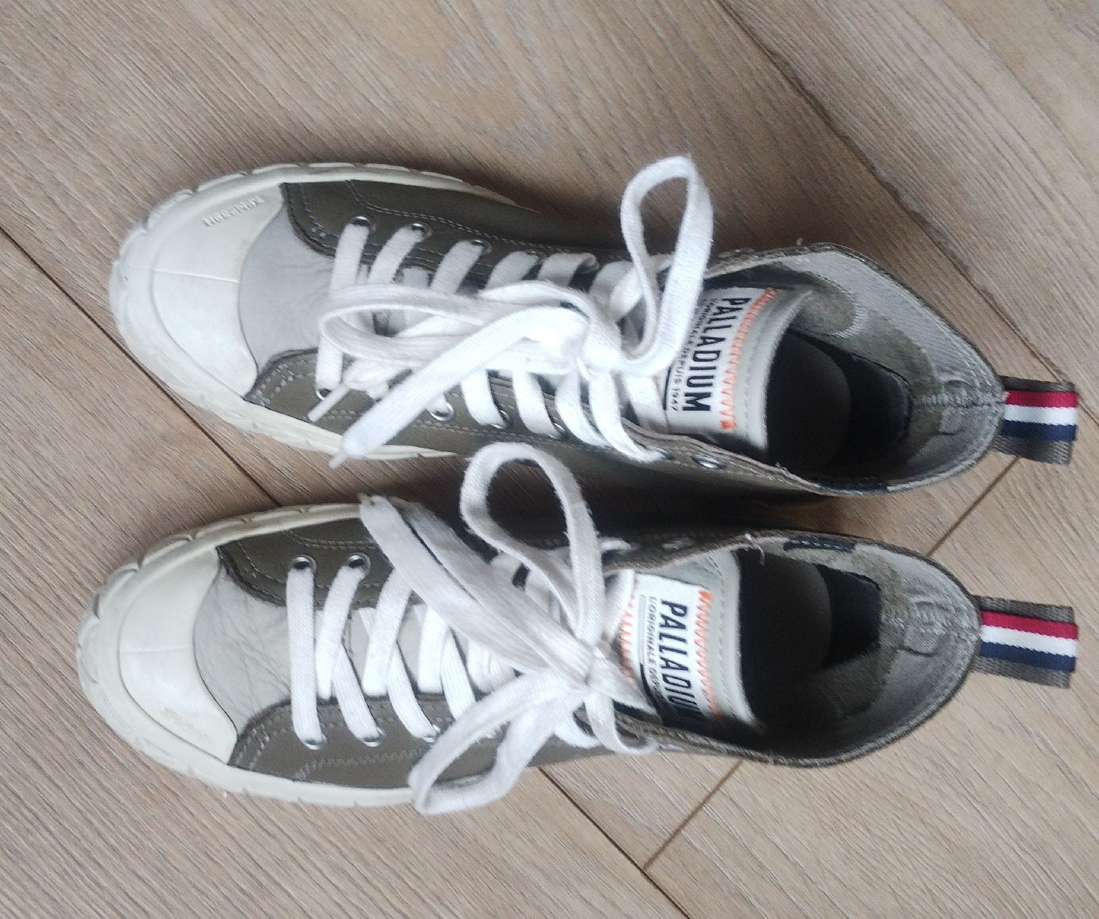 Palladium Damenschuhe: Palladium L original Schnurstifelette Grösse 39 Top – Gebraucht aus Schiers von bak007 2