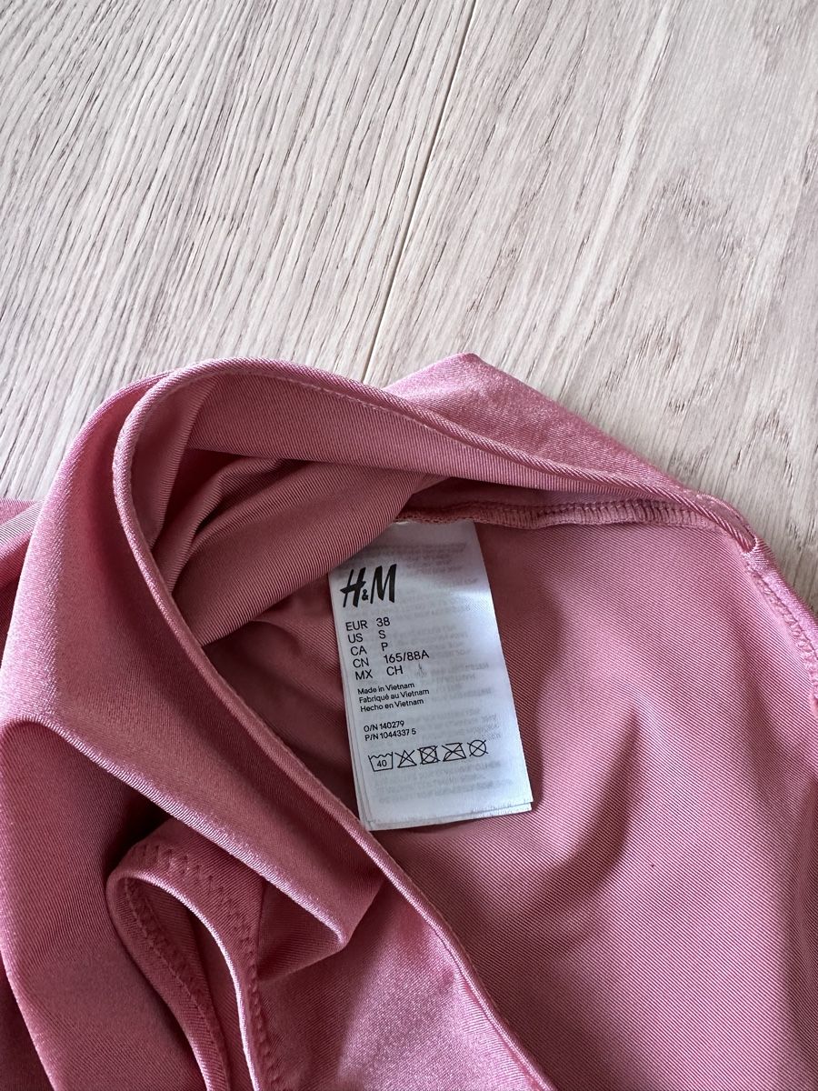 H&M Badekleider & Bikinis: H&M Badekleider (Set) – Neu (gemäss Beschreibung) aus Küssnacht am Rigi von annine.l. 3