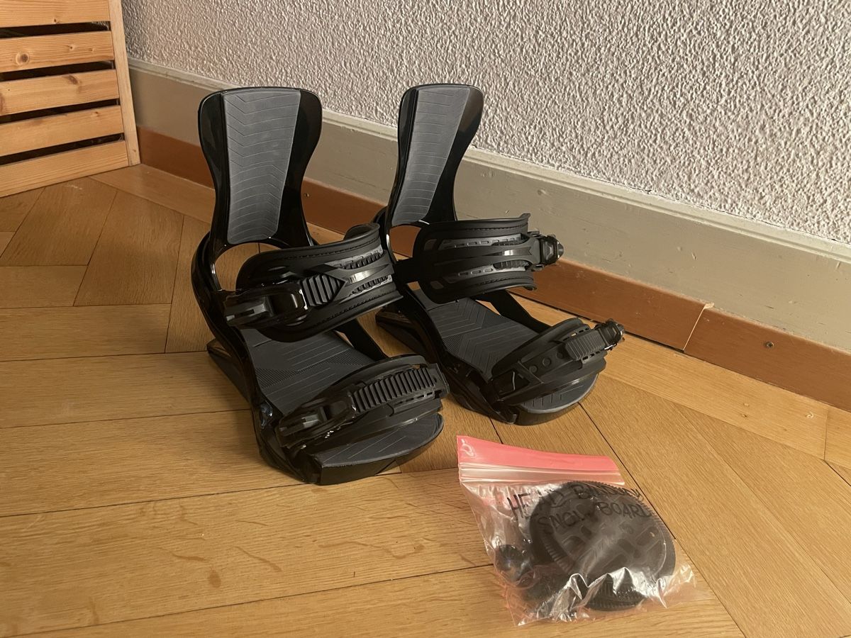 Head Attacchi: HEAD Snowboardbindung Gr. M – Usato da Bern venduto da Mimlyn