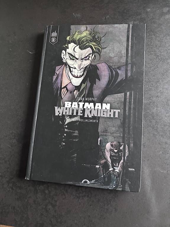 Fumetti: Comics Batman Black and White et White Knight – Usato da St-Maurice venduto da Gbarman